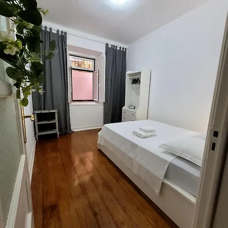 Varanda Privada Iroom Privatunterkunft Lissabon