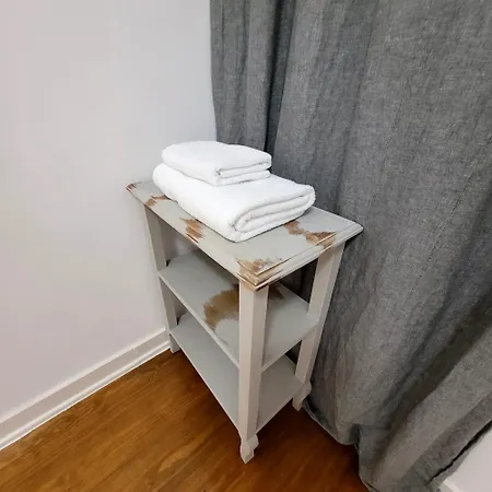 ホームステイ Varanda Privada Iroom *